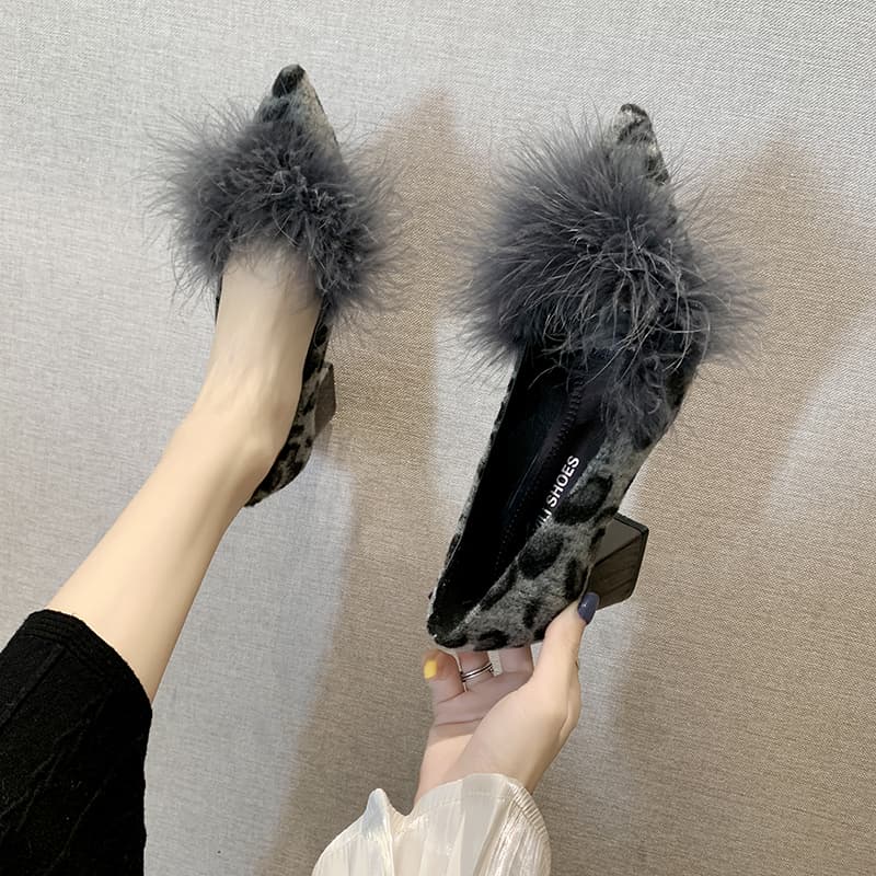 ヒール ファー付きポインテッドトゥパンプス
