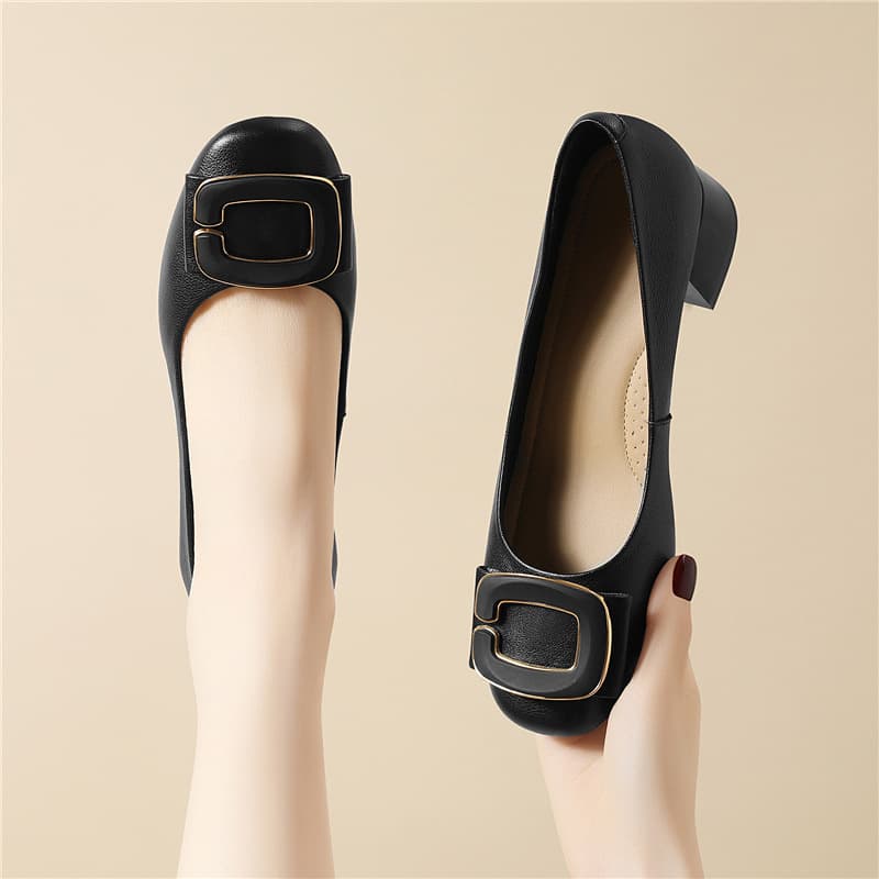 本革スクエアバックル ローヒールパンプス