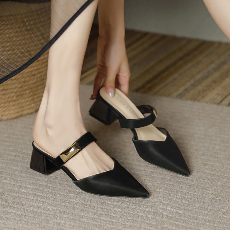 ヒール 一文字ストラップ ポインテッドミュールサンダル
