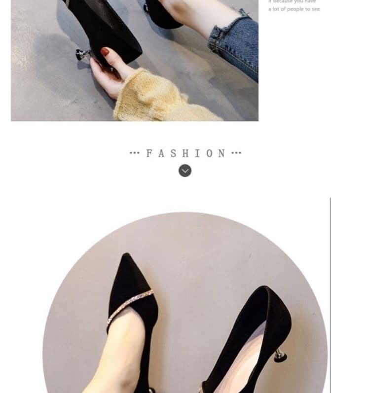 洗練されたポインテッドトゥ3センチヒールパンプス