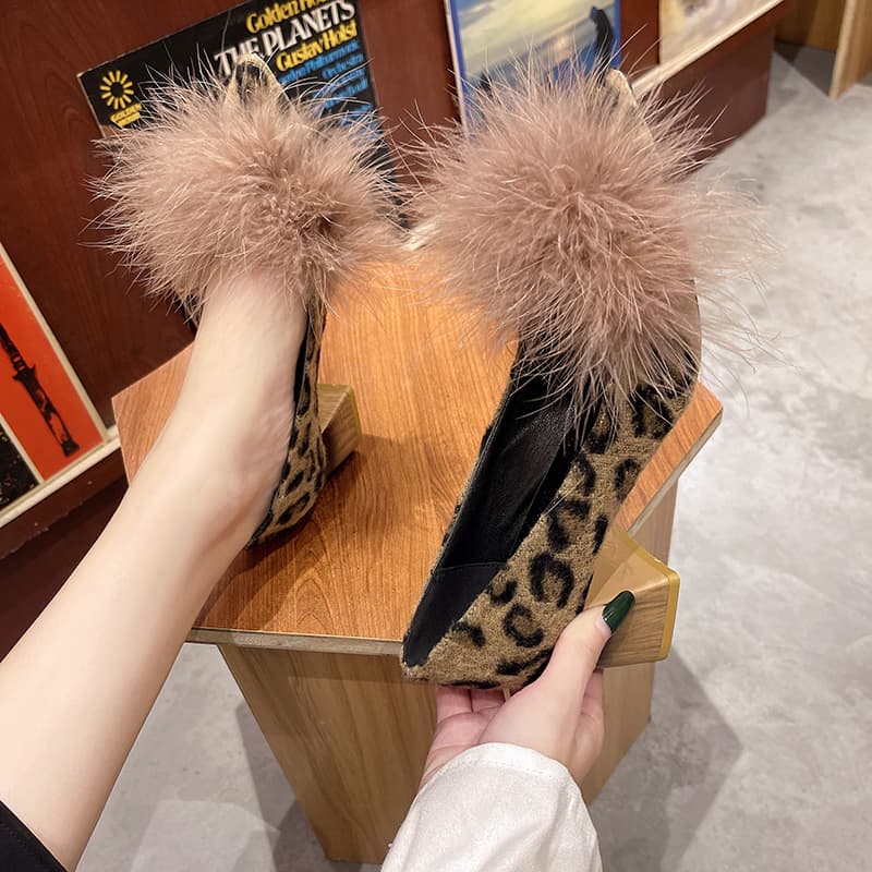 ヒール ふわもこ豹柄ポインテッドパンプス