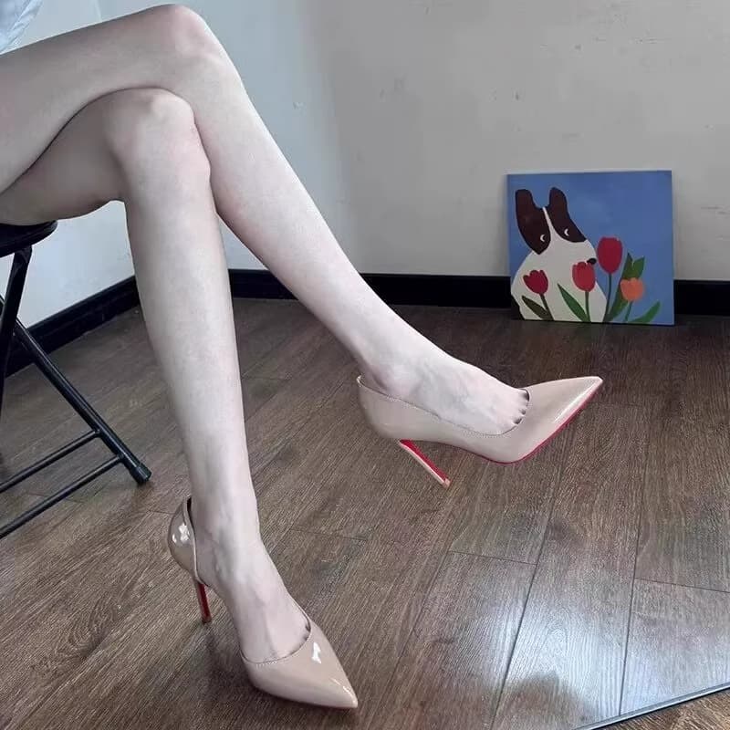 赤底ポイント5センチヒール パンプス