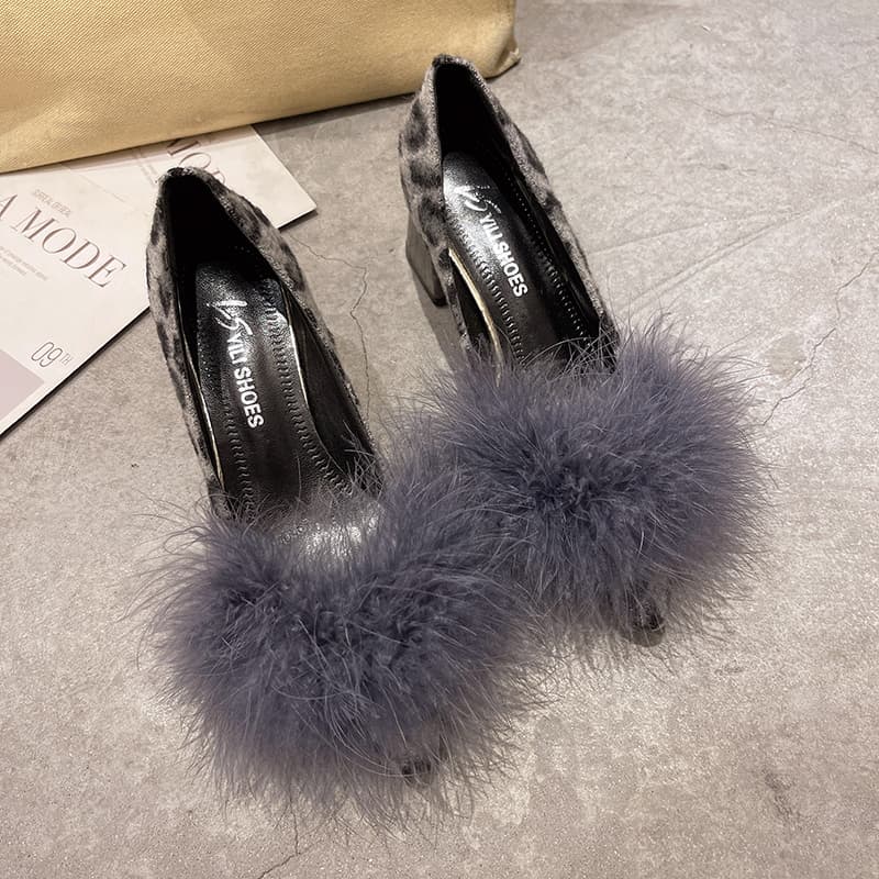 ヒール ふわもこ豹柄ポインテッドパンプス
